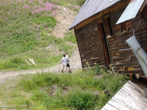 Yankee Boy Basin, Torpedo Eclipse Mine
JAYCE 5 and TYLER 12, on the hunt.