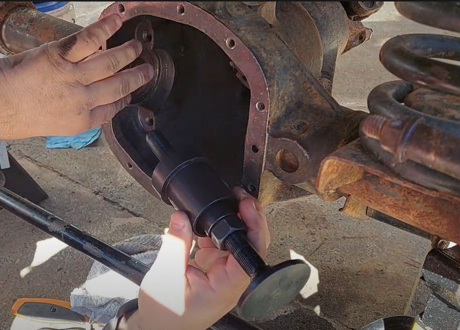Tool for installing inner axle seals on a dana 30 Jeep Cherokee Forum