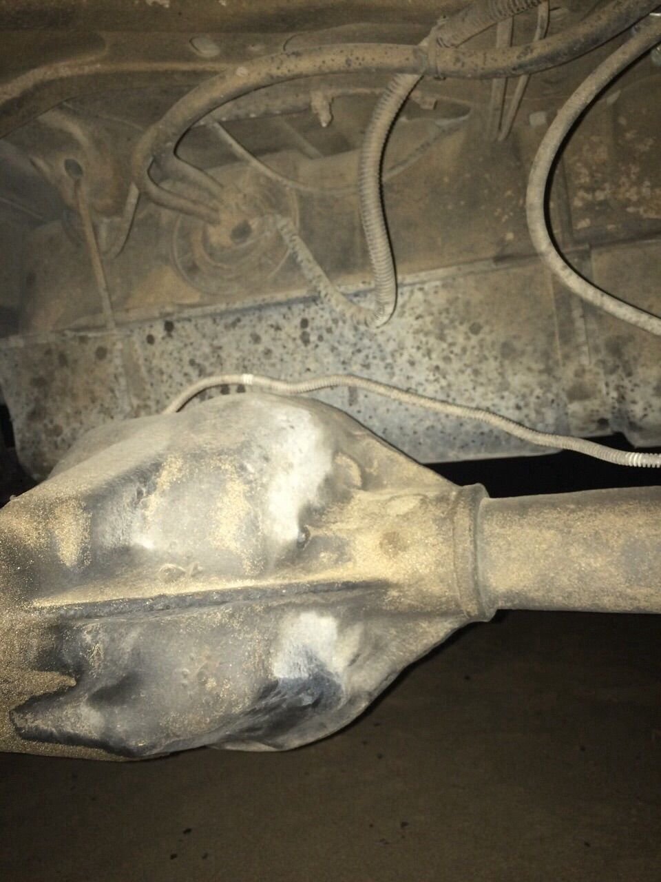 x differential oil leaks in my 94 XJ !!! x Jeep Cherokee Forum