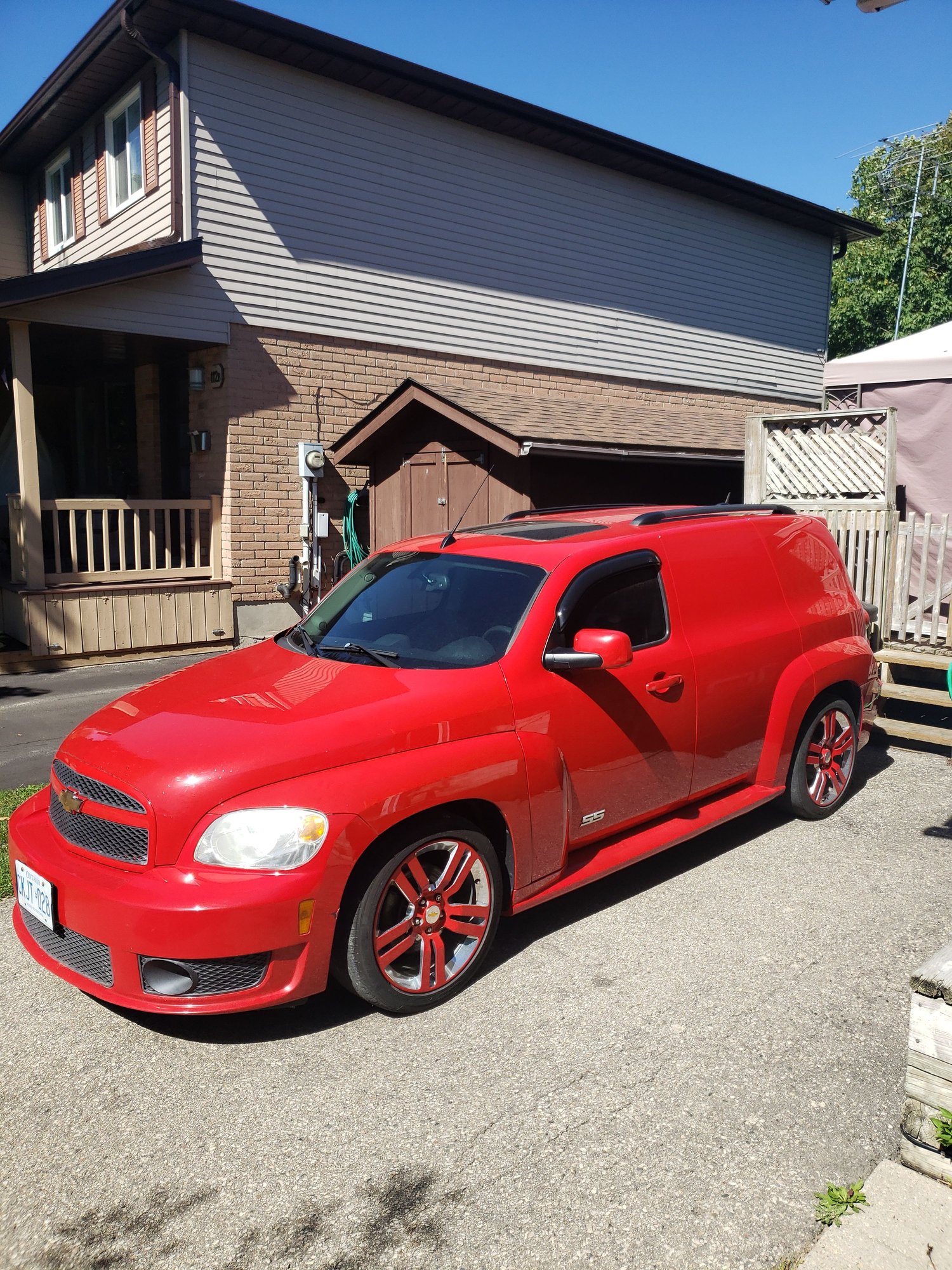 2009 Chevrolet HHR - 2009 HHR SS Panel - Used - VIN 3GCCA65X59S640990 - 61,000 Miles - 4 cyl - 2WD - Automatic - Wagon - Red - Waterloo, ON N2V1H6, Canada