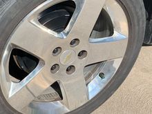 These are my 2LT aluminium rims with the black Gorilla lug nuts