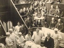 I’ve thought of a similar setup, but I only have a one car garage! 