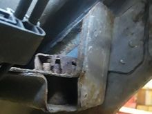 Driver side agosn cradle has been removed 