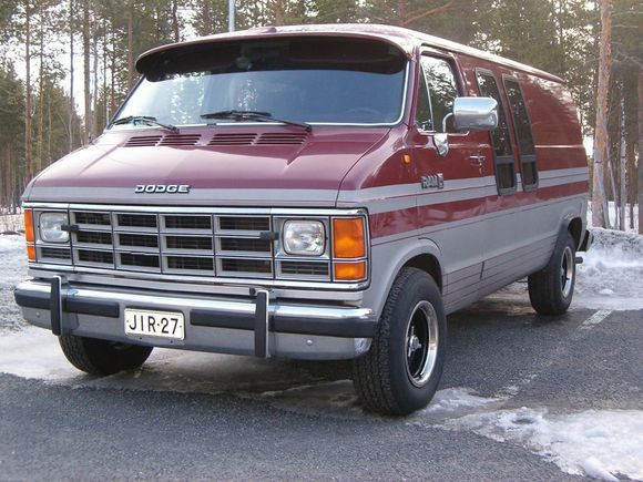 Van 1