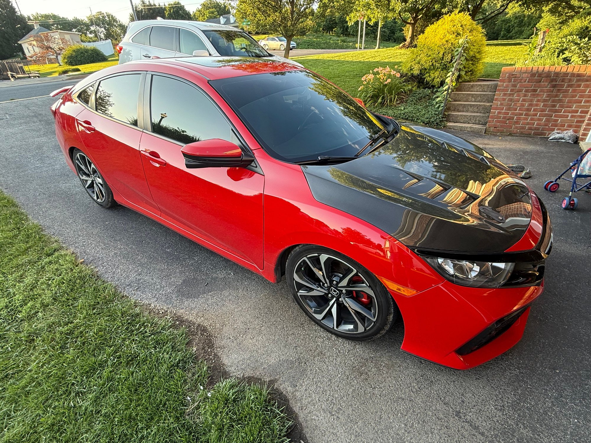 2019 Honda Civic - 2019 Honda Civic Si for sale - great condition! - Used - VIN 2HGFC1E53KH706939 - 75,300 Miles - 4 cyl - 2WD - Manual - Sedan - Red - Lititz, PA 17543, United States