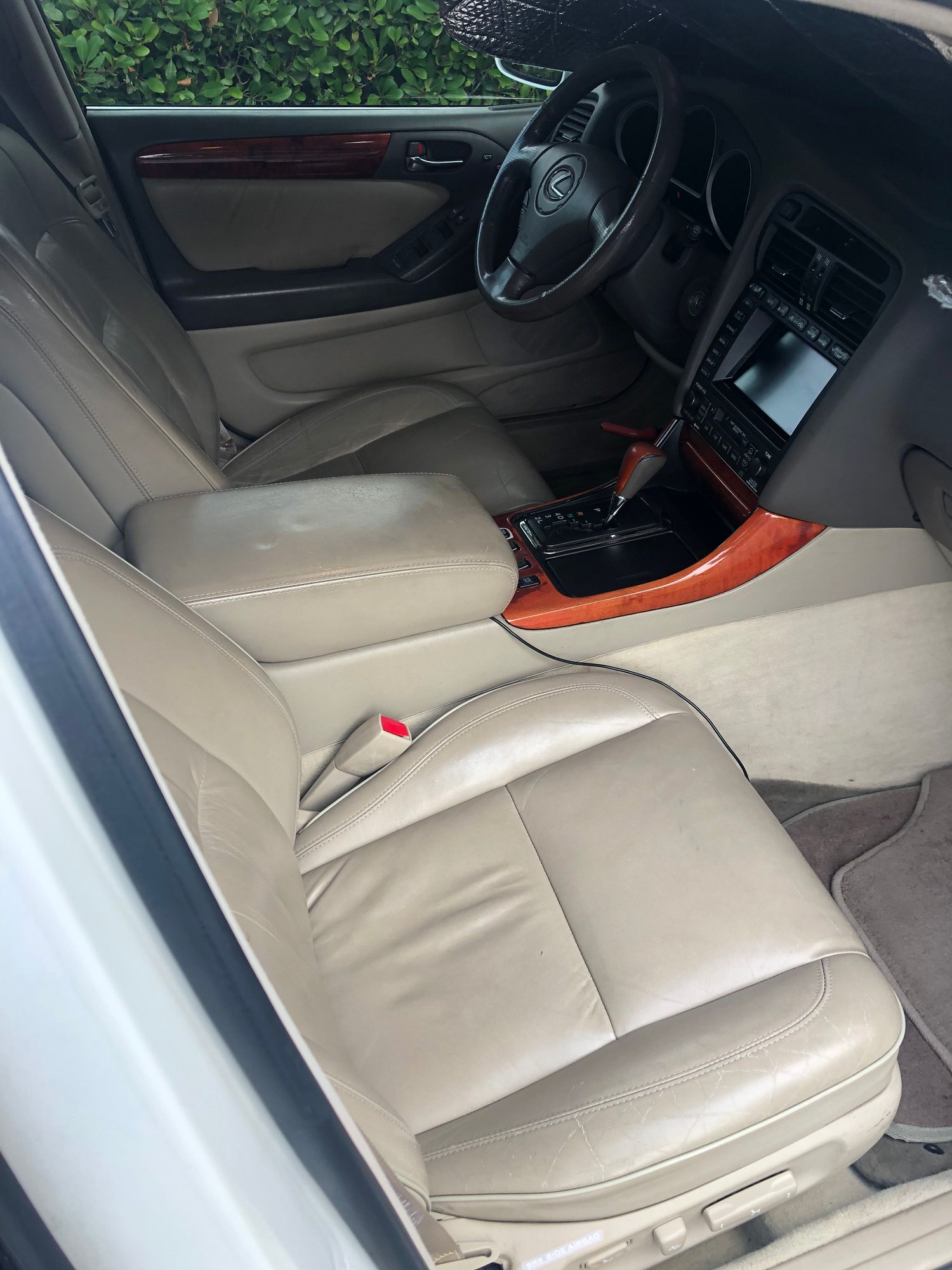 2001 Lexus GS430 - 2001 Lexus GS430 - Used - VIN JT8BL69S610003203 - 190,000 Miles - 8 cyl - 2WD - Automatic - Sedan - White - Pleasanton, CA 94566, United States