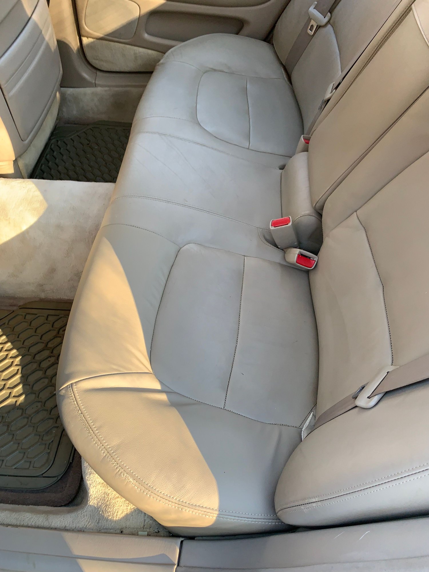 1995 Lexus LS400 - 25 year owner - classic 1995 ls400 ucf20l - Used - VIN JT8UF22E4S0019575 - 256,000 Miles - 8 cyl - 2WD - Automatic - Sedan - Other - Fairfax, VA 22124, United States