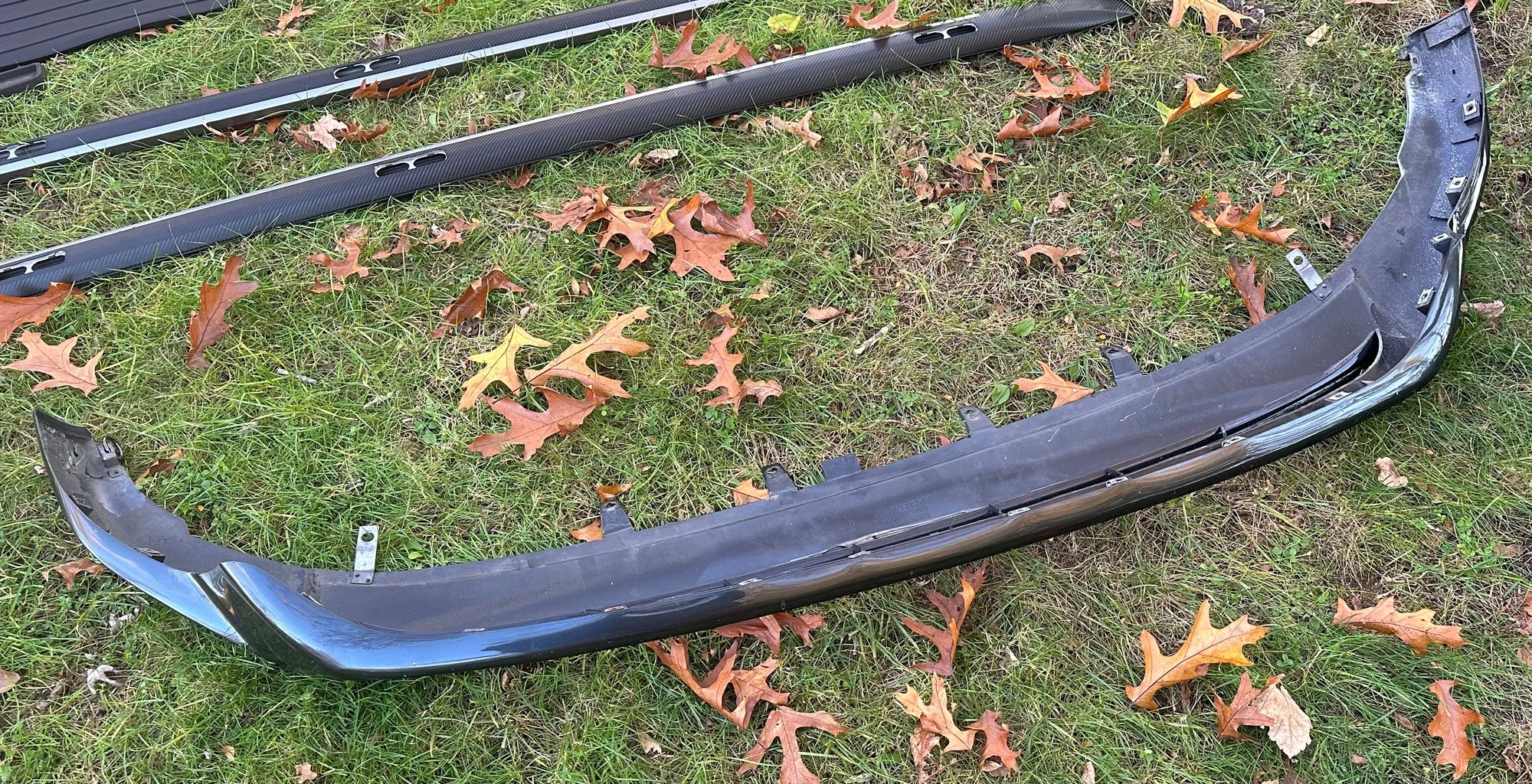 Exterior Body Parts - Lexus gx460 sport front lip oem - Used - 2014 to 2022 Lexus GX460 - Bedford, MA 01730, United States