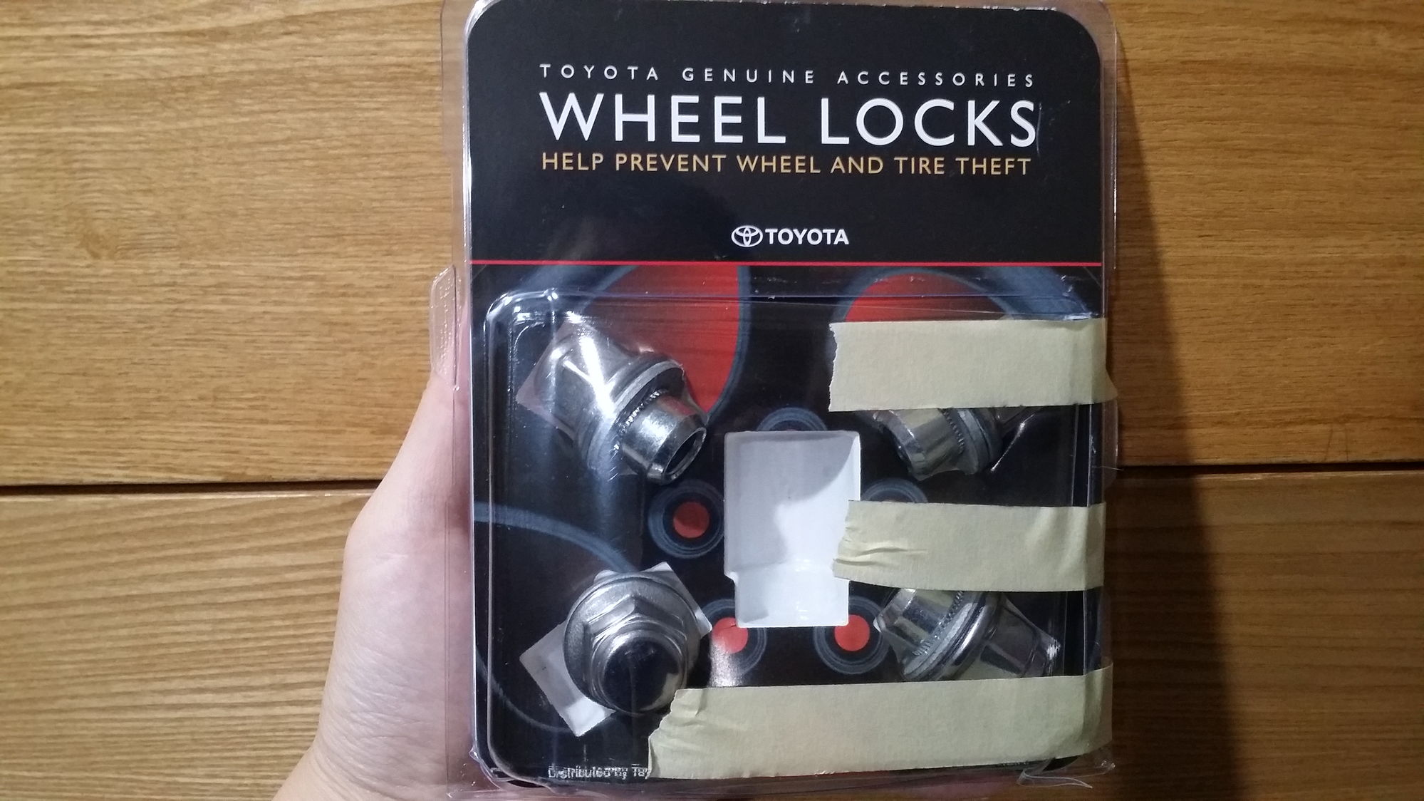 lexus wheel lock key