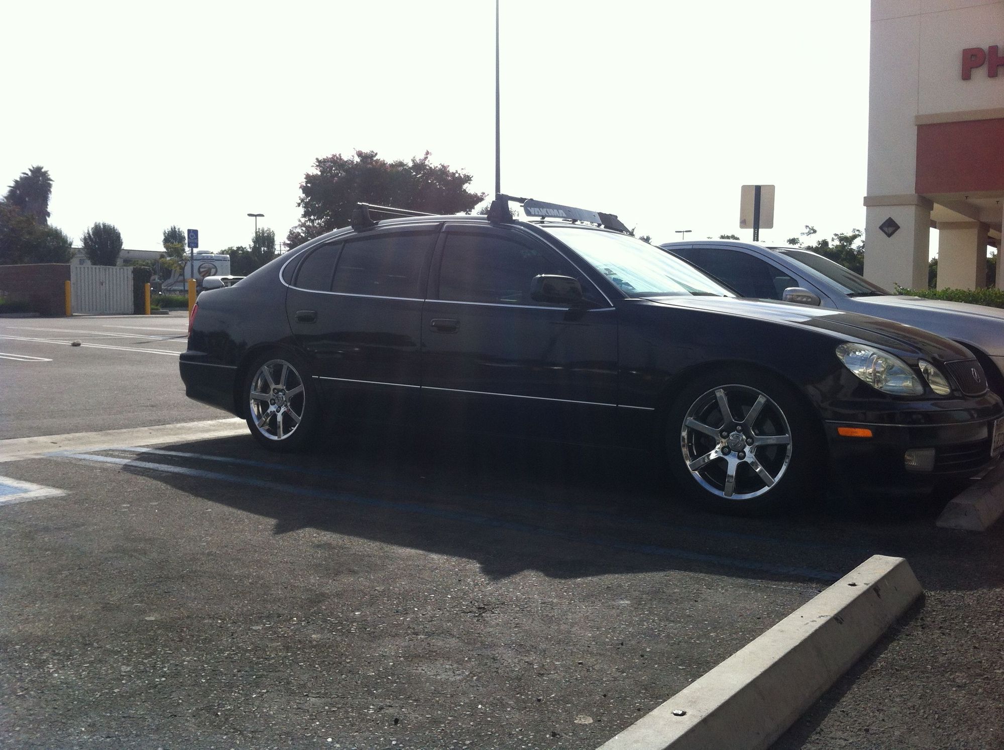 CA Yakima lexus gs 9805 roof bike rack ClubLexus Lexus Forum Discussion