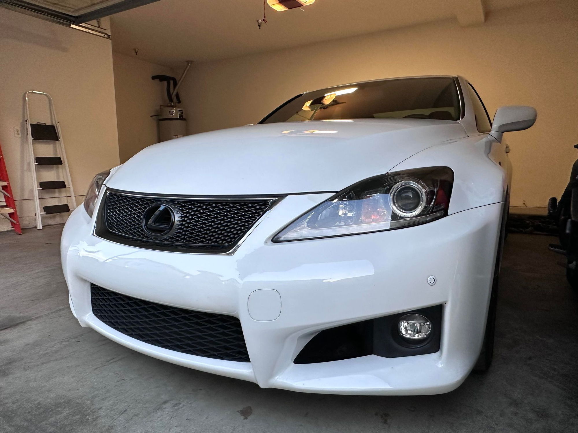 2014 Lexus IS F - Unicorn 2014 Lexus ISF for Sale - 632xx miles - Used - VIN JTHBP5C22E5011458 - 80,320 Miles - 8 cyl - 2WD - Automatic - Sedan - White - Los Angeles, CA 91776, United States