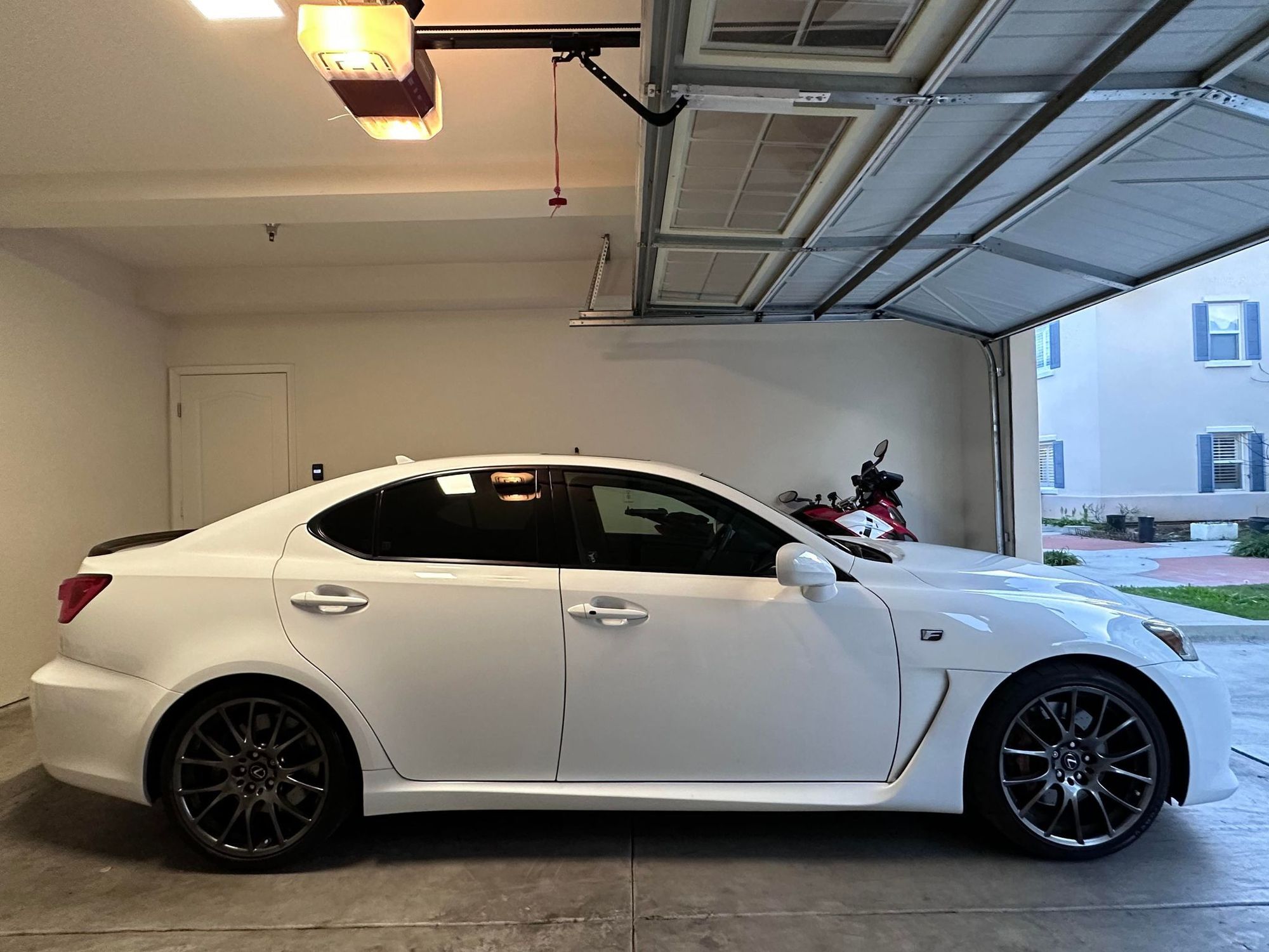 2014 Lexus IS F - Unicorn 2014 Lexus ISF for Sale - 632xx miles - Used - VIN JTHBP5C22E5011458 - 63,219 Miles - 8 cyl - 2WD - Automatic - Sedan - White - Los Angeles, CA 91776, United States