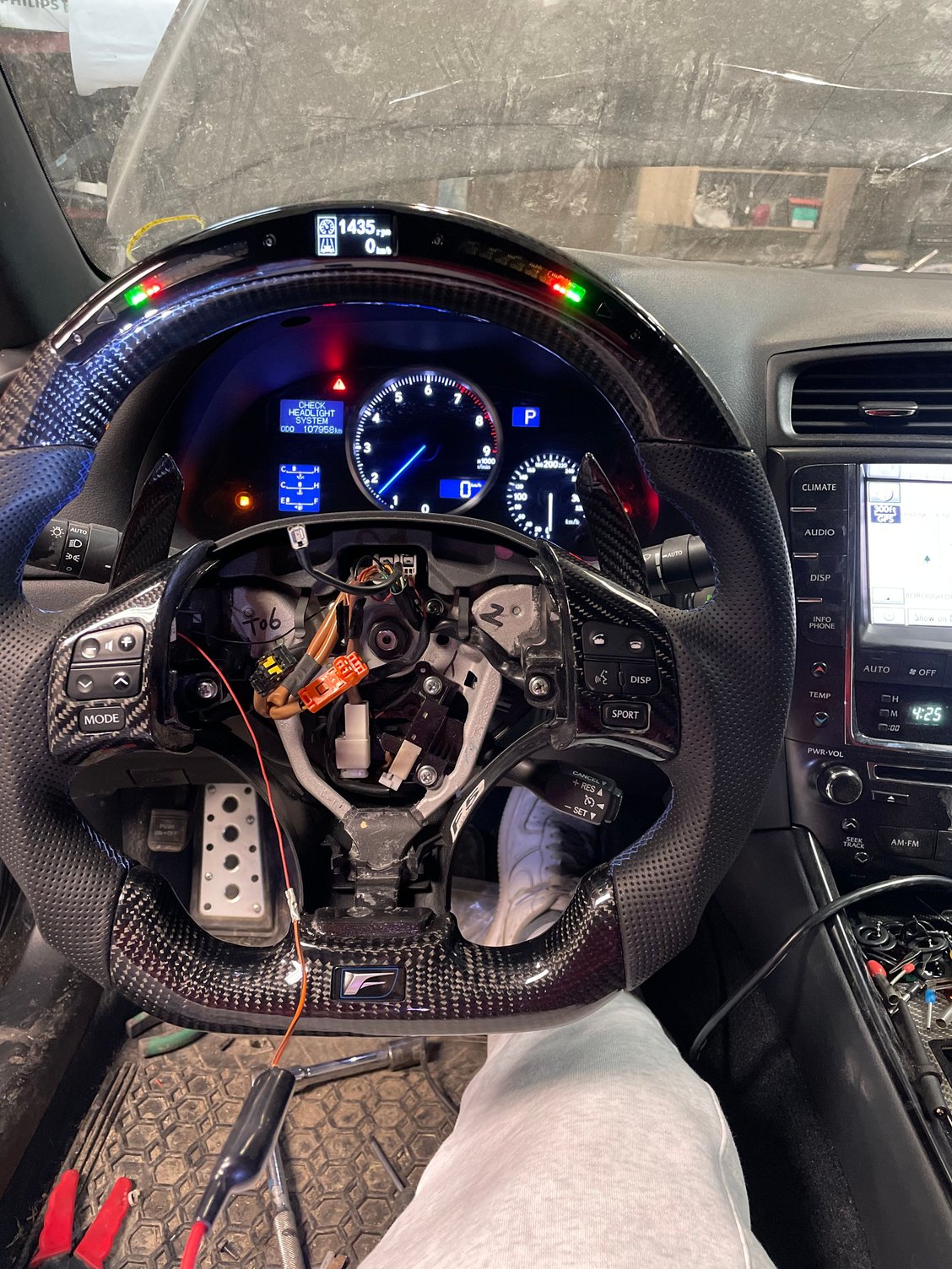 Installing aftermarket steering wheel HELP!!! ClubLexus Lexus Forum