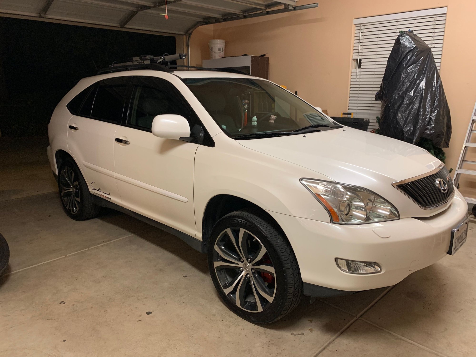 Gen 3 or Gen 4 RX OEM 18" or 19" wheel and tire package fit? No problem