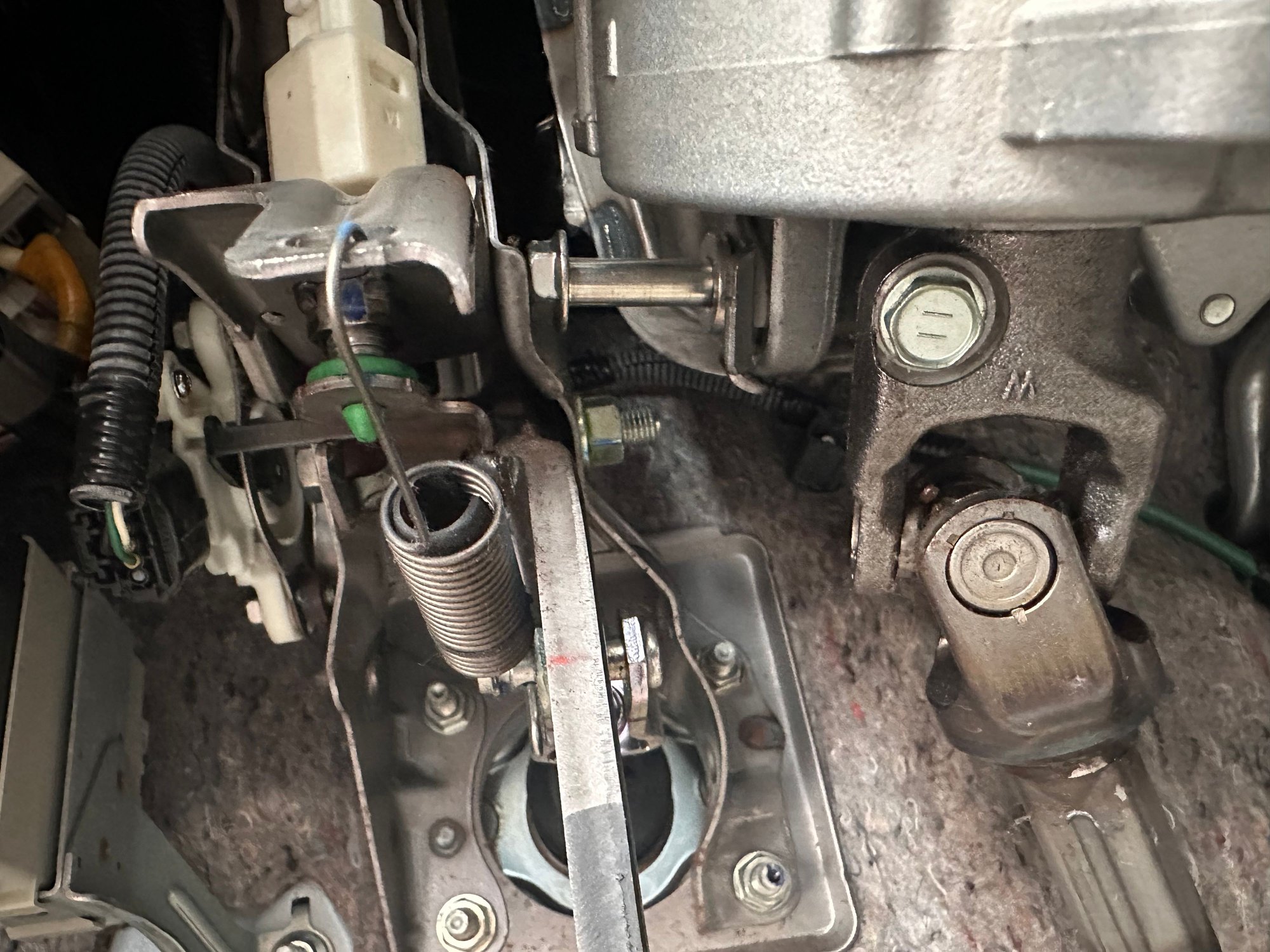 Bolt hitting brake bracket