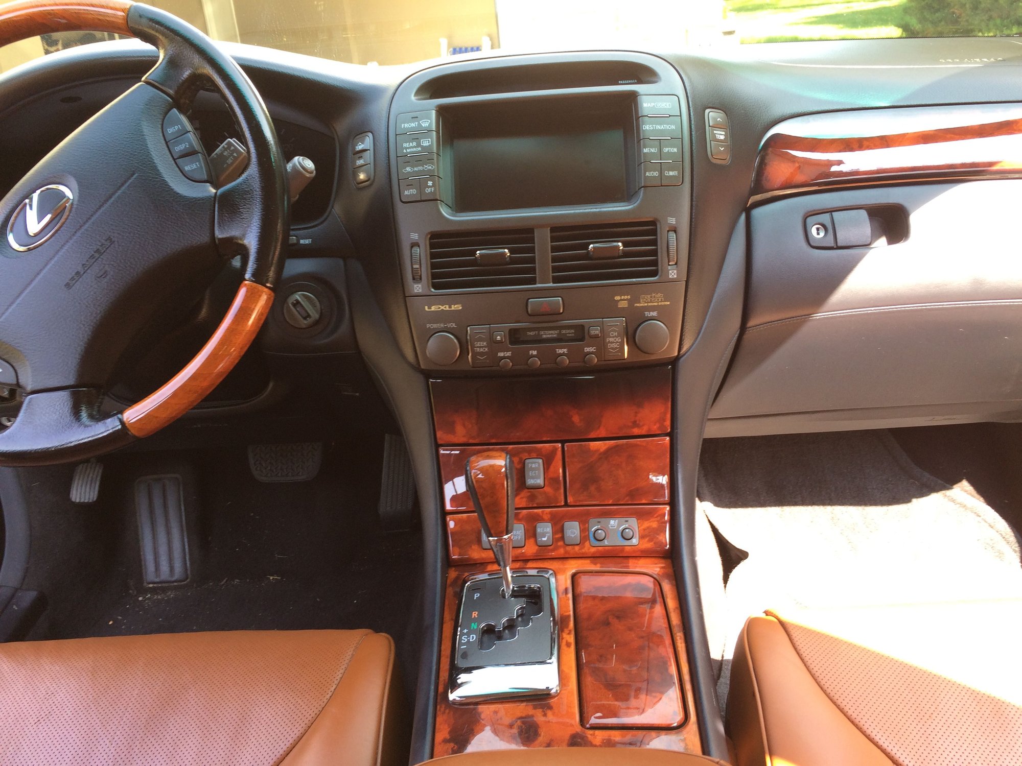 Car Nav still work but I use my phone on a magnet with Google Maps or Waze.