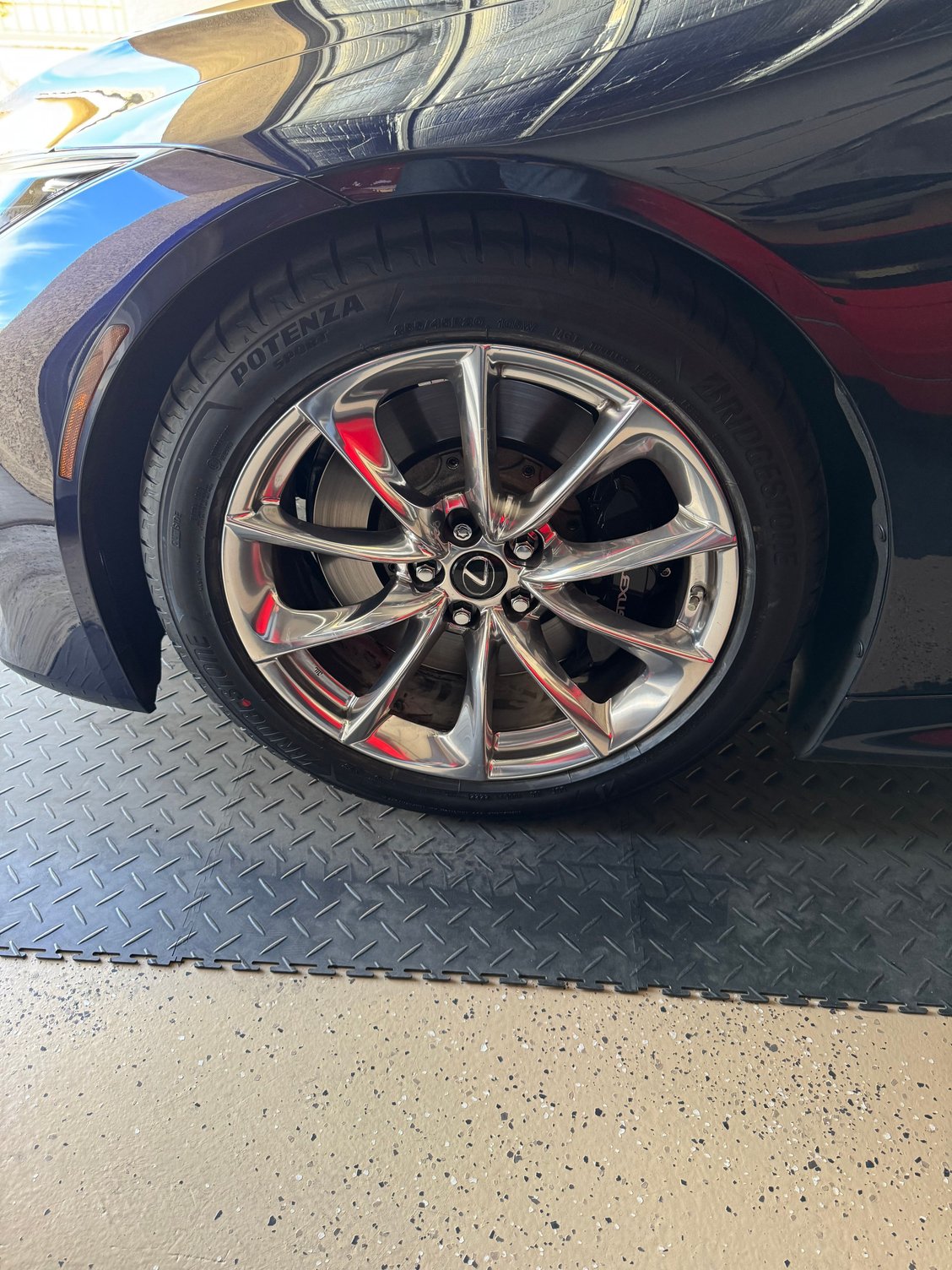 255/45/20