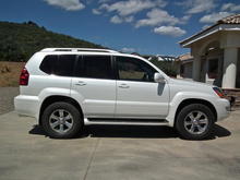 18&quot; Toyota 4Runner LTD rims with Nitto Terra Grapplers in 285/60-18