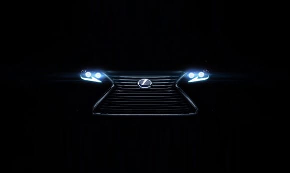 Lexus Signature Spindle Grill & Lighting Silhouette