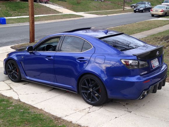 Blue mica, carbon wald wing, carbon roof wing, carbon hood, carbon side skirt, carbon front splitters, carbon rear diffuser, ISS forged tract exhaust, intake, etc.