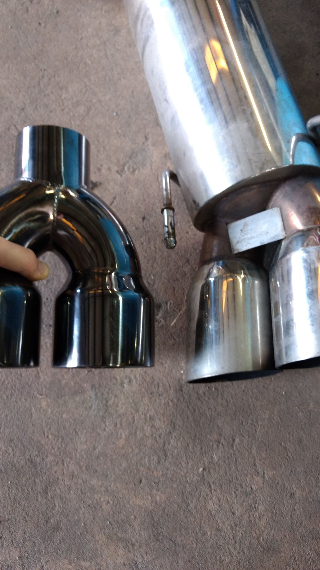 r36 exhaust