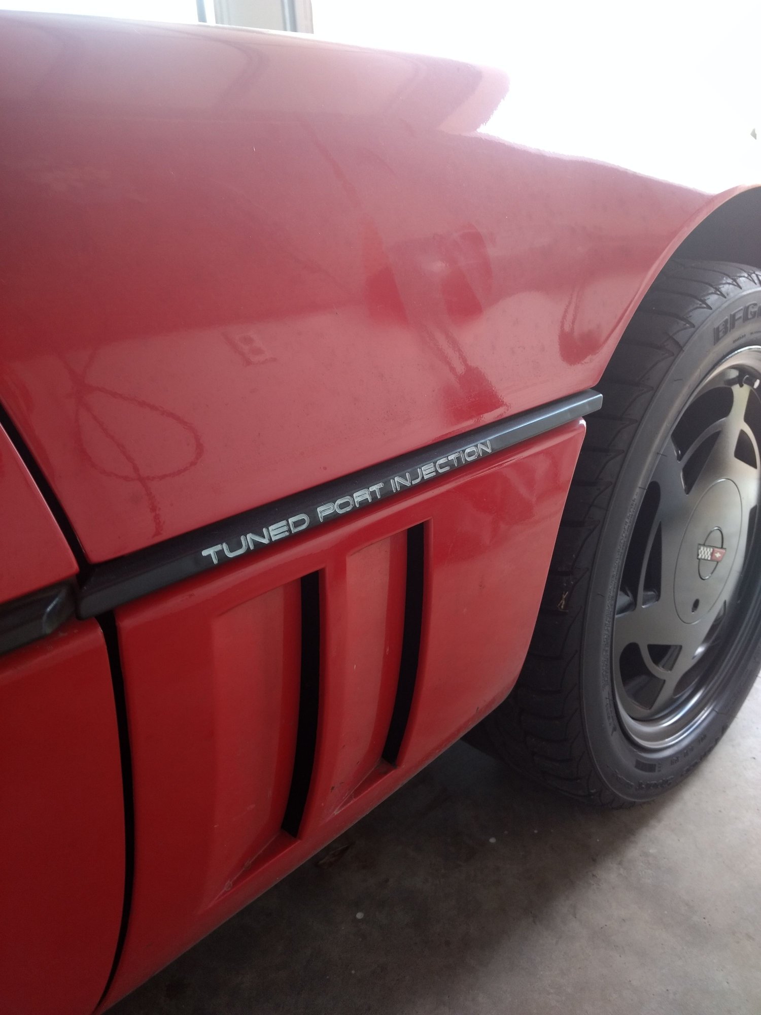 Trim Restoration 'Tuned Port Injection' Label CorvetteForum