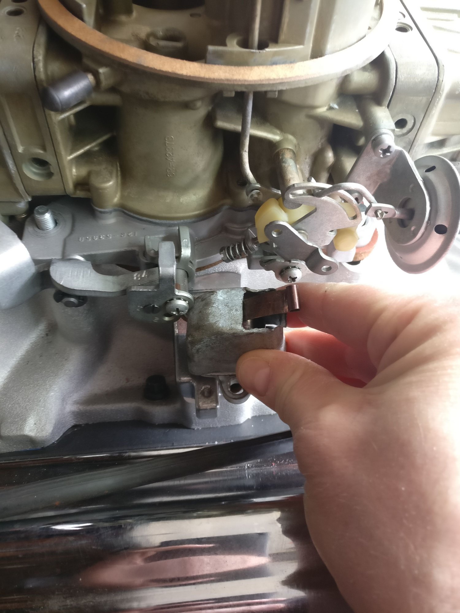 Holley 4165, Edelbrock intake, and divorced choke. What am I doing