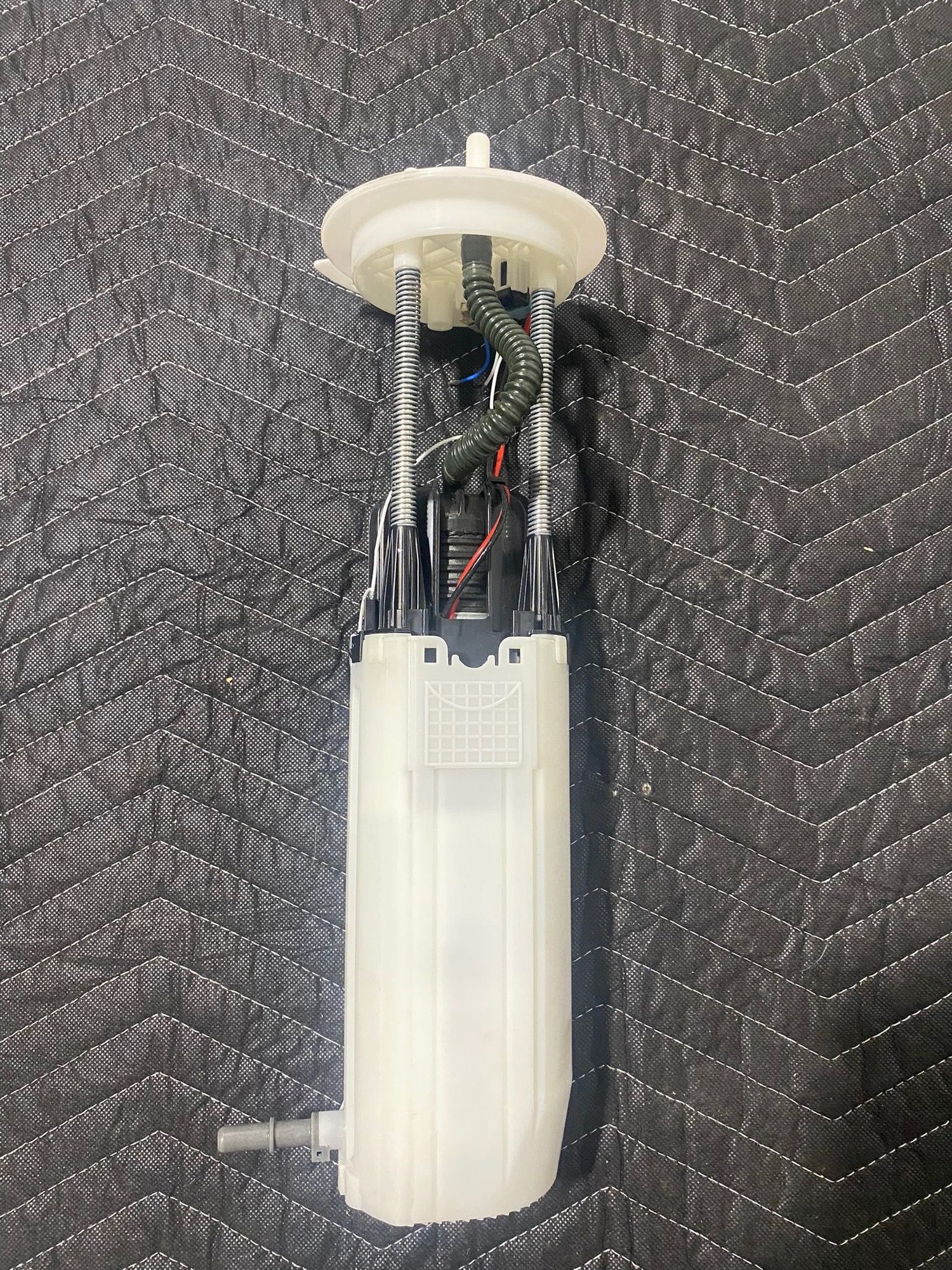 FS (For Sale) C7 Fuel Pump CorvetteForum Chevrolet Corvette Forum