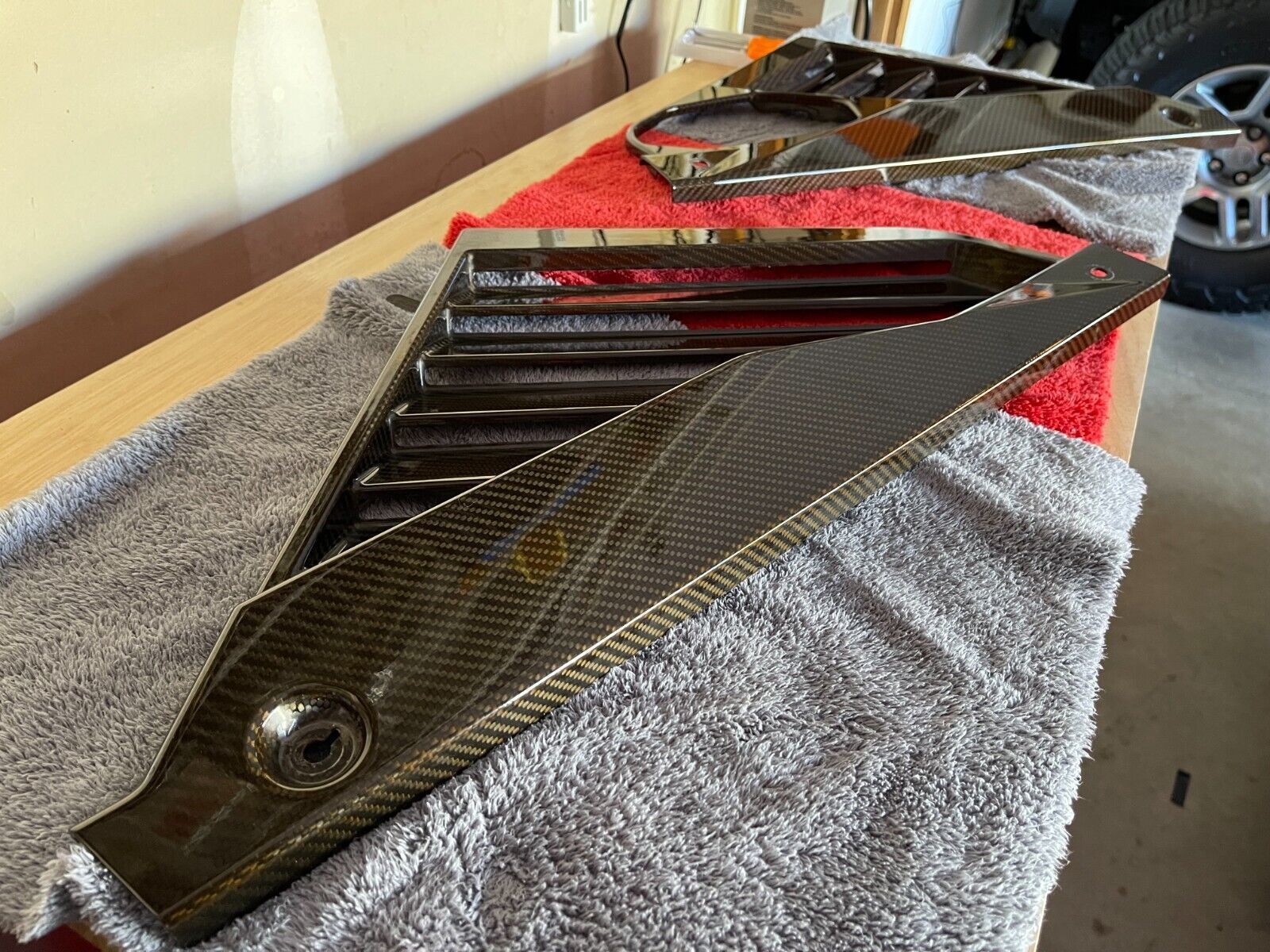 FS (For Sale) GM factory Genuine 20202024 C8 Carbon Fiber Engine