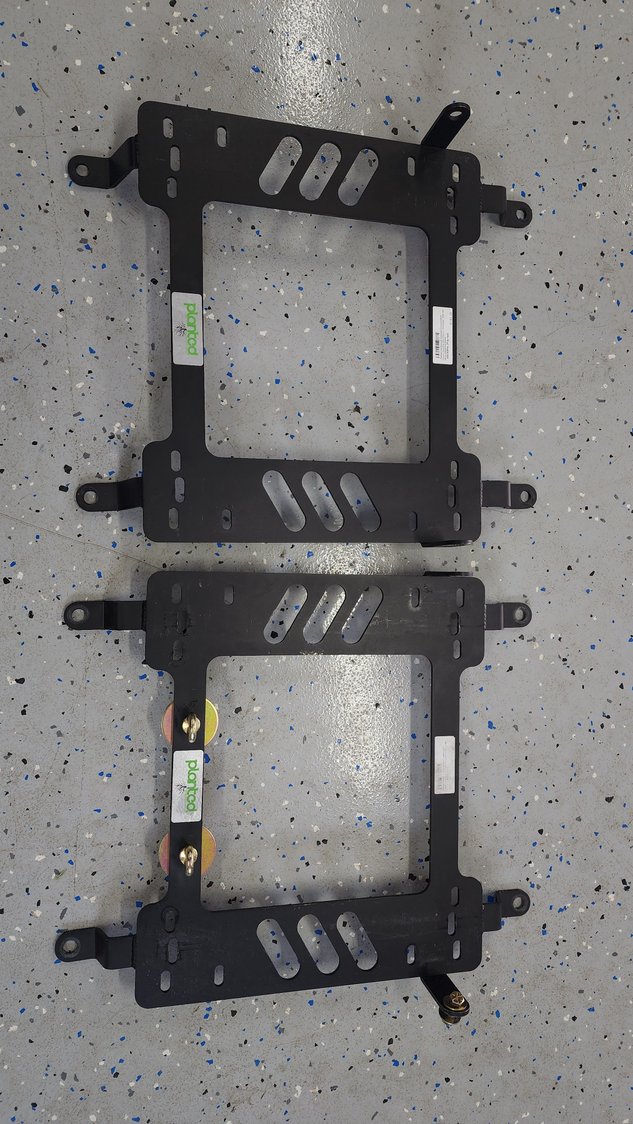 FS (For Sale) C6/C6 Planted Seat Brackets for Aftermarket Seats