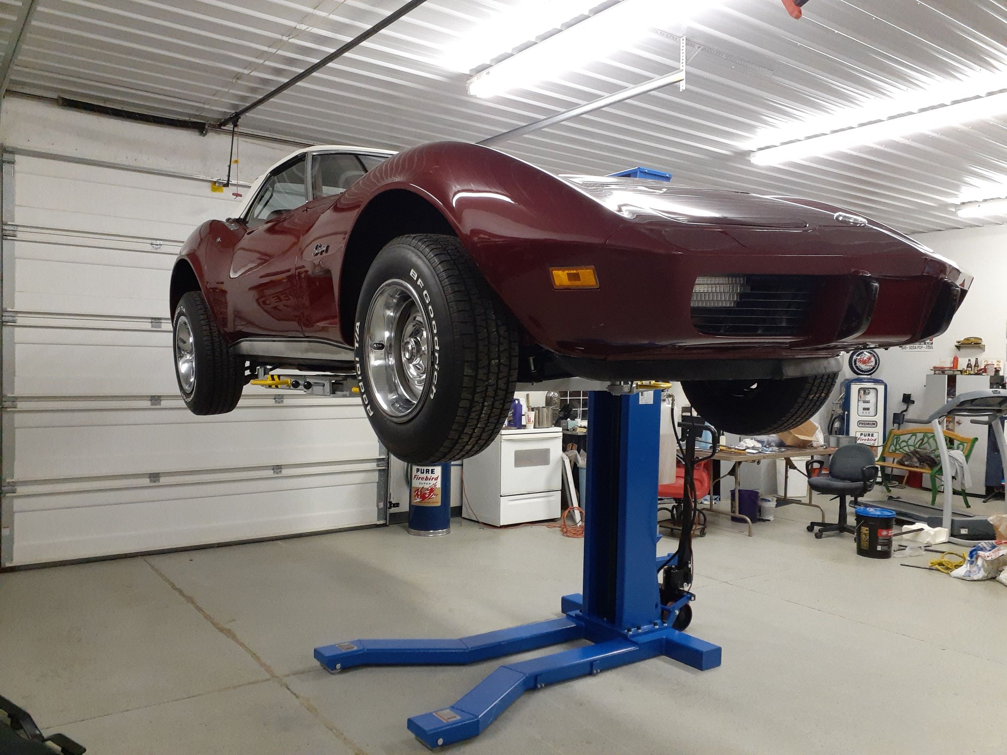 Bought a lift CorvetteForum Chevrolet Corvette Forum Discussion