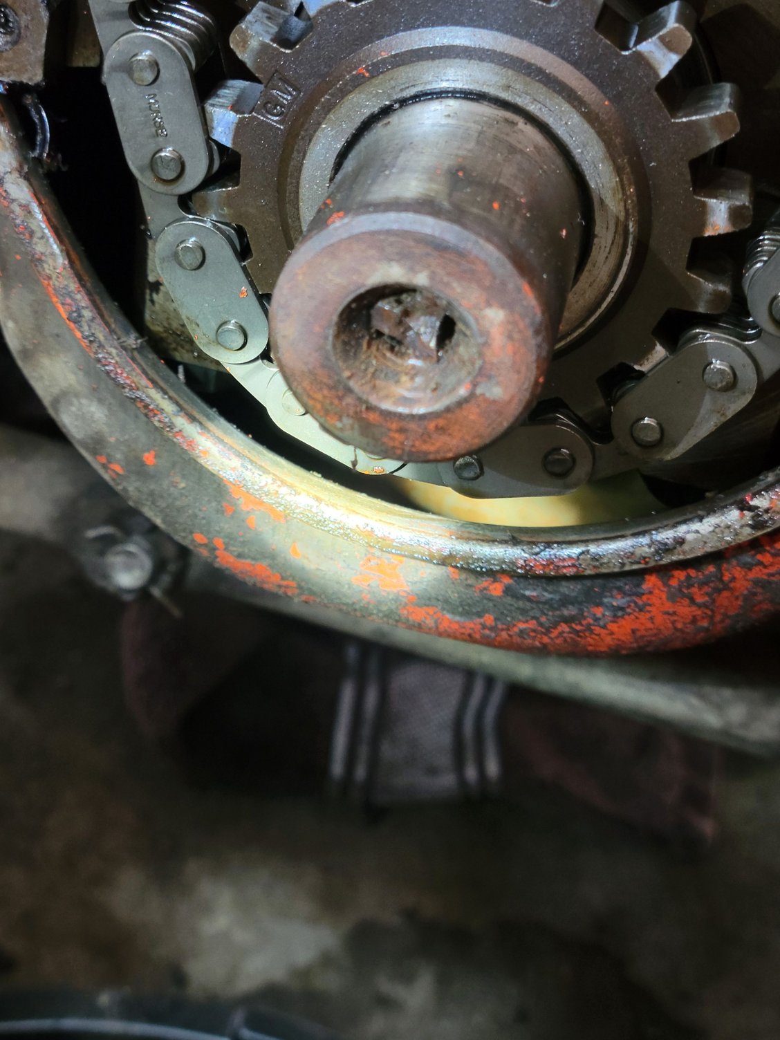 C2 Harmonic balancer bolt broken?? CorvetteForum Chevrolet Corvette