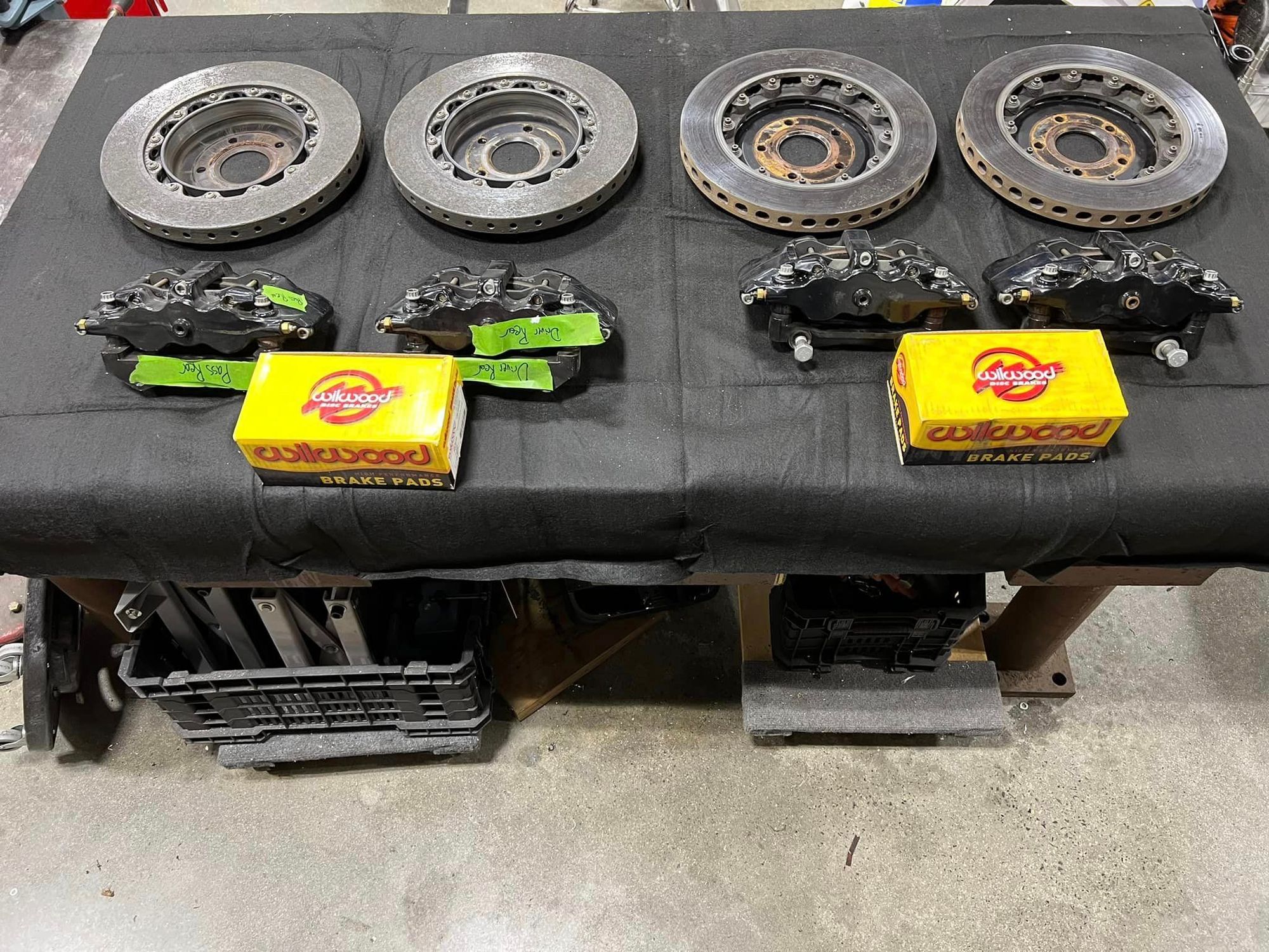 FS (For Sale) Wilwood carbon ceramic front and rear brakes for c5 or c6