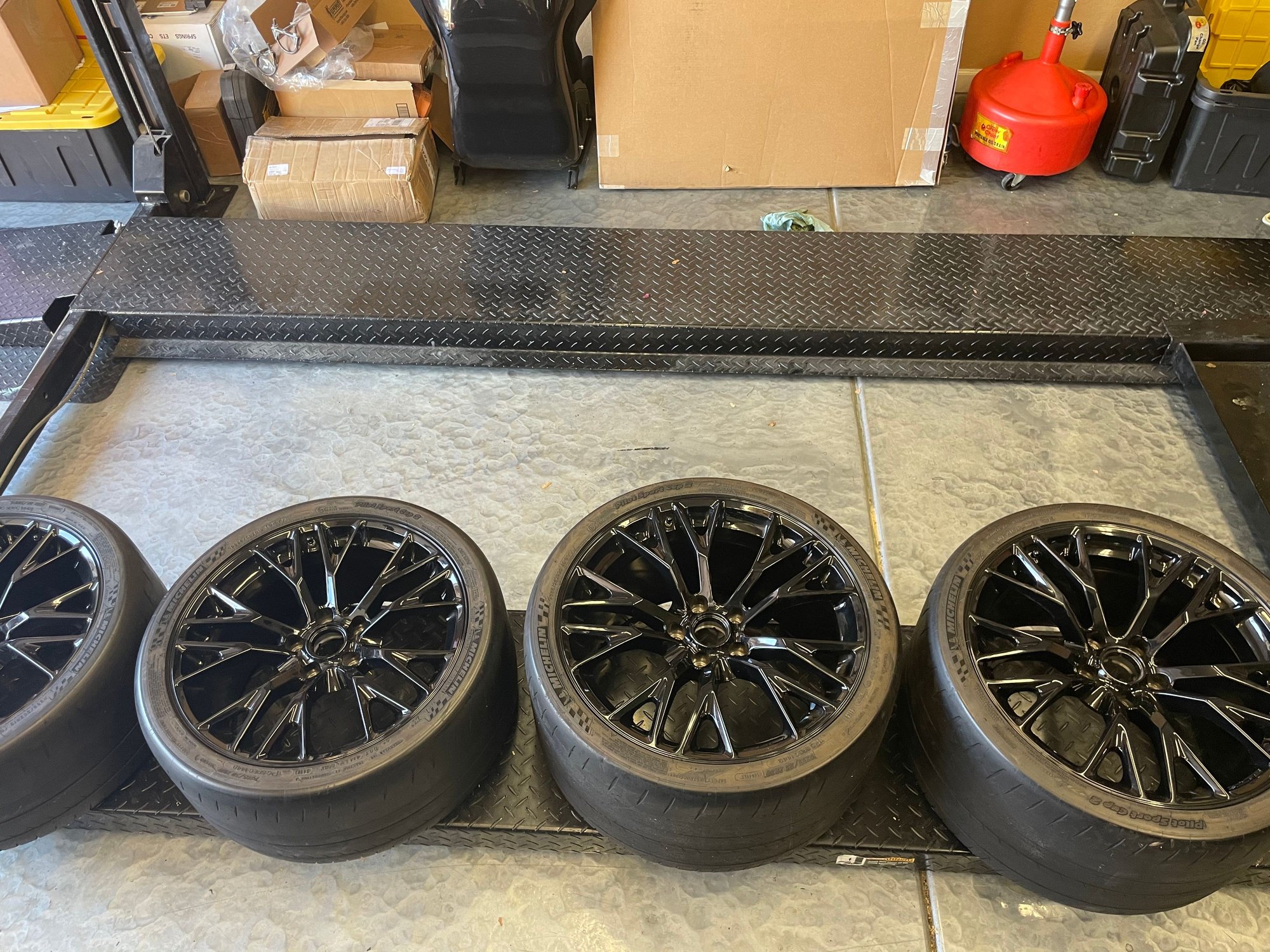 FS (For Sale) SOLD Z06 / Z07 OEM Wheels and Michelin Pilot Sport Cup 2