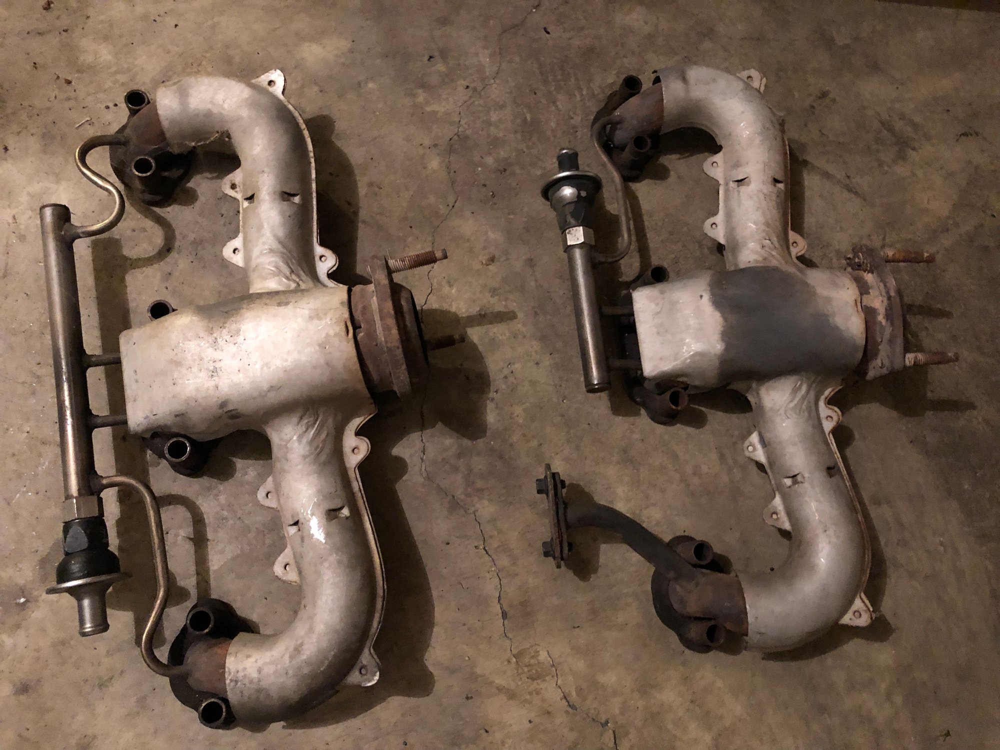 FS (For Sale) Factory L98 manifolds CorvetteForum Chevrolet