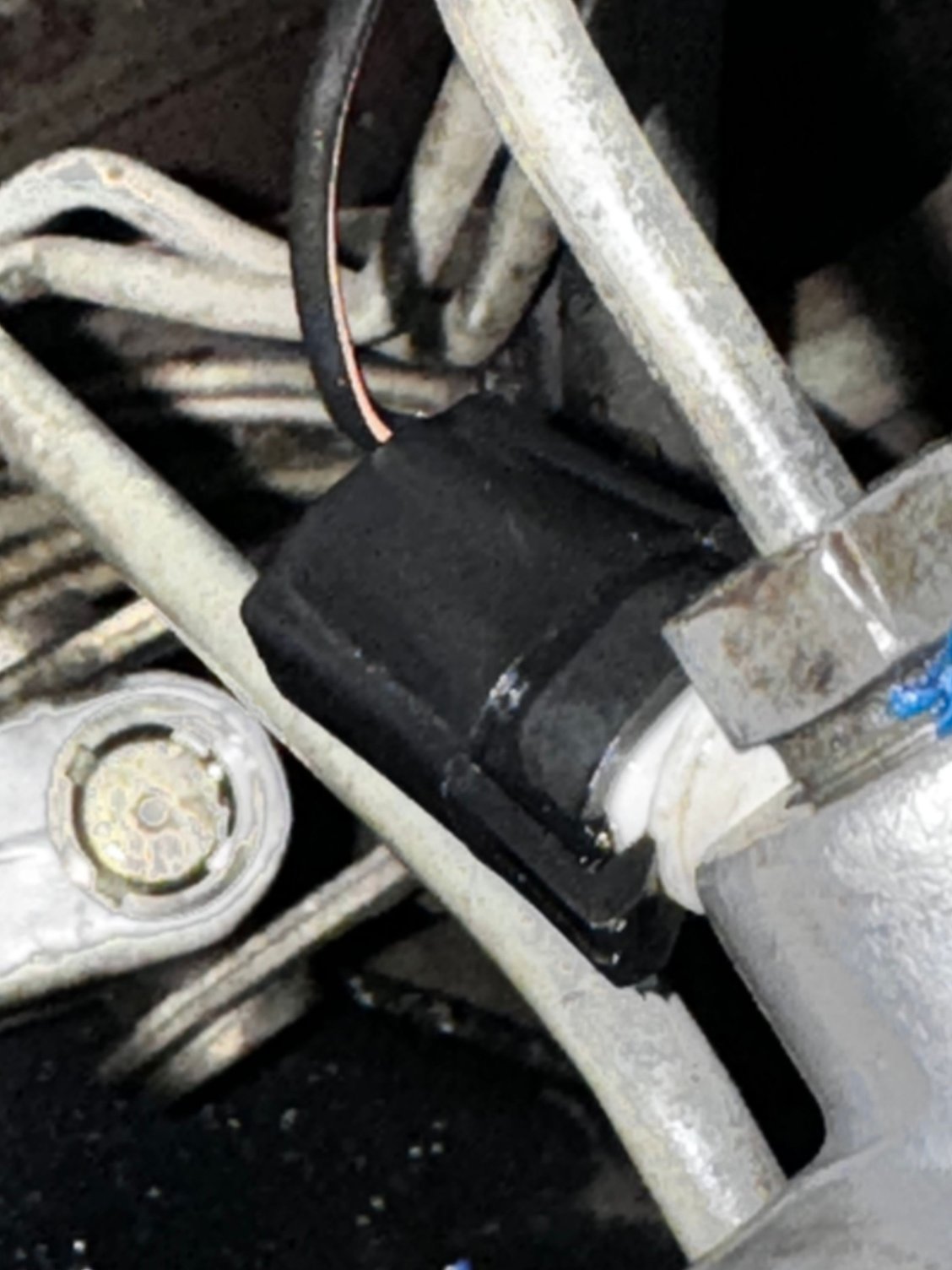 Leaky Connector at Master Cylinder CorvetteForum Chevrolet Corvette