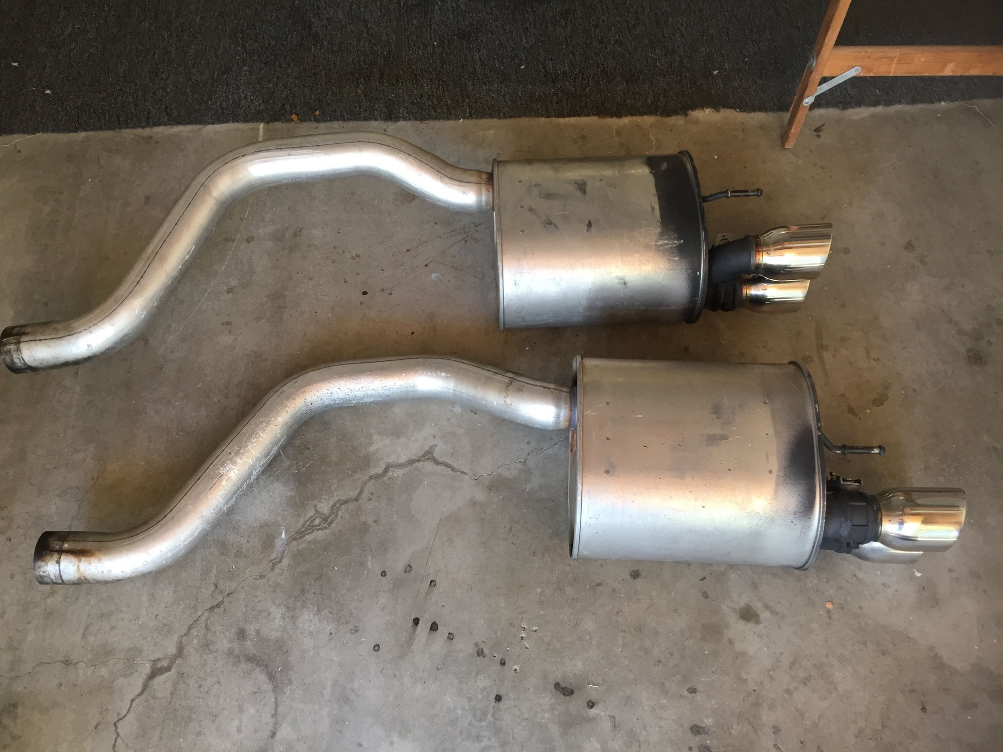 FS (For Sale) 2013 ZR1 mufflers CorvetteForum Chevrolet Corvette