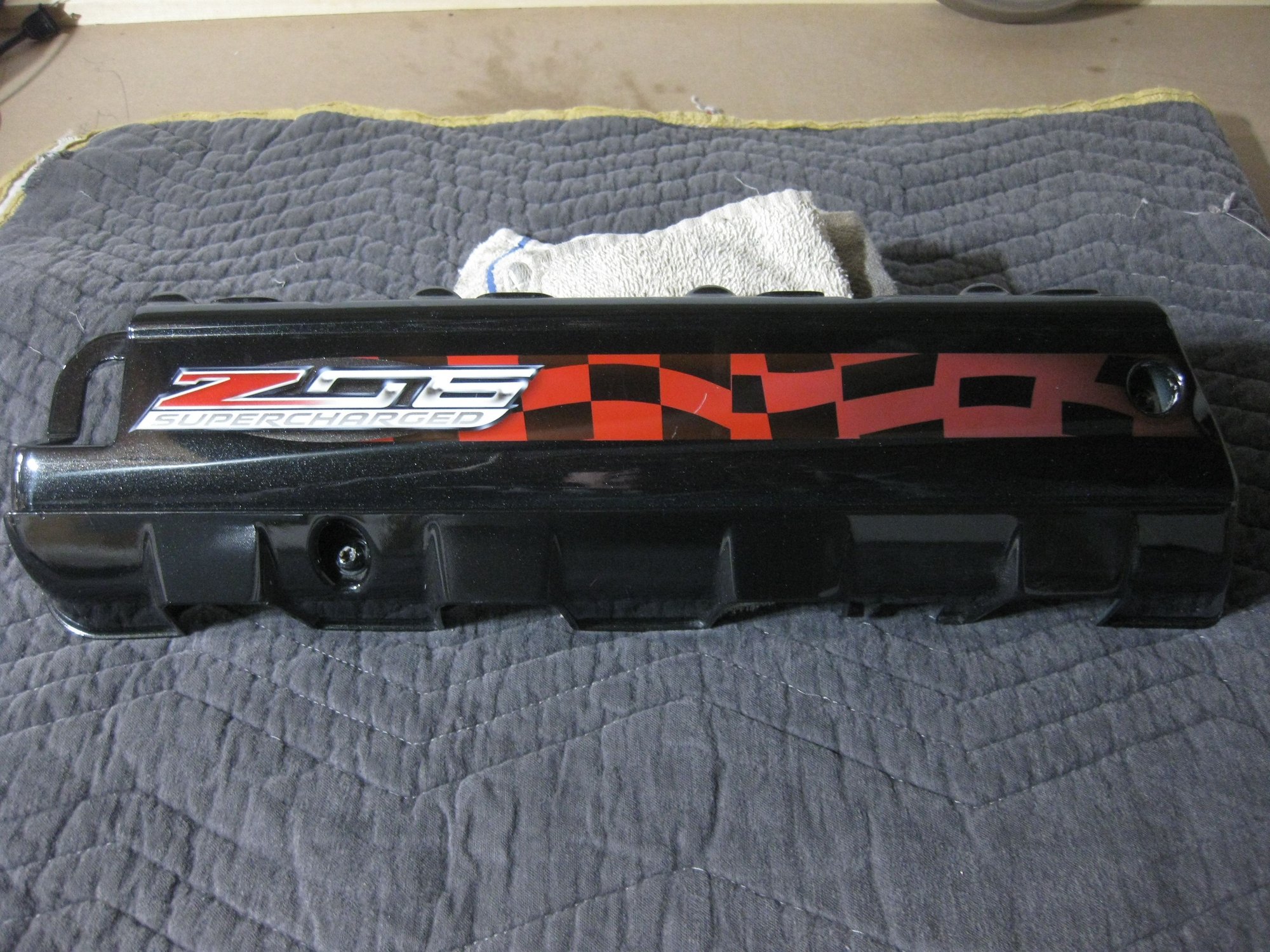 FS (For Sale) Custom painted Z06 coil pack covers CorvetteForum