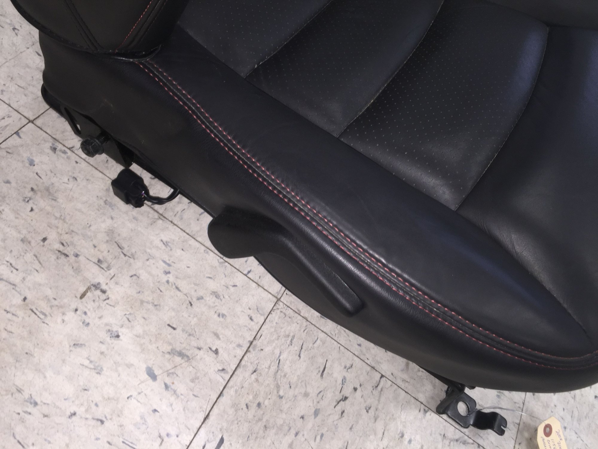 0613 Corvette C6 Z06 Driver Passenger Black Leather Seats w/ Red