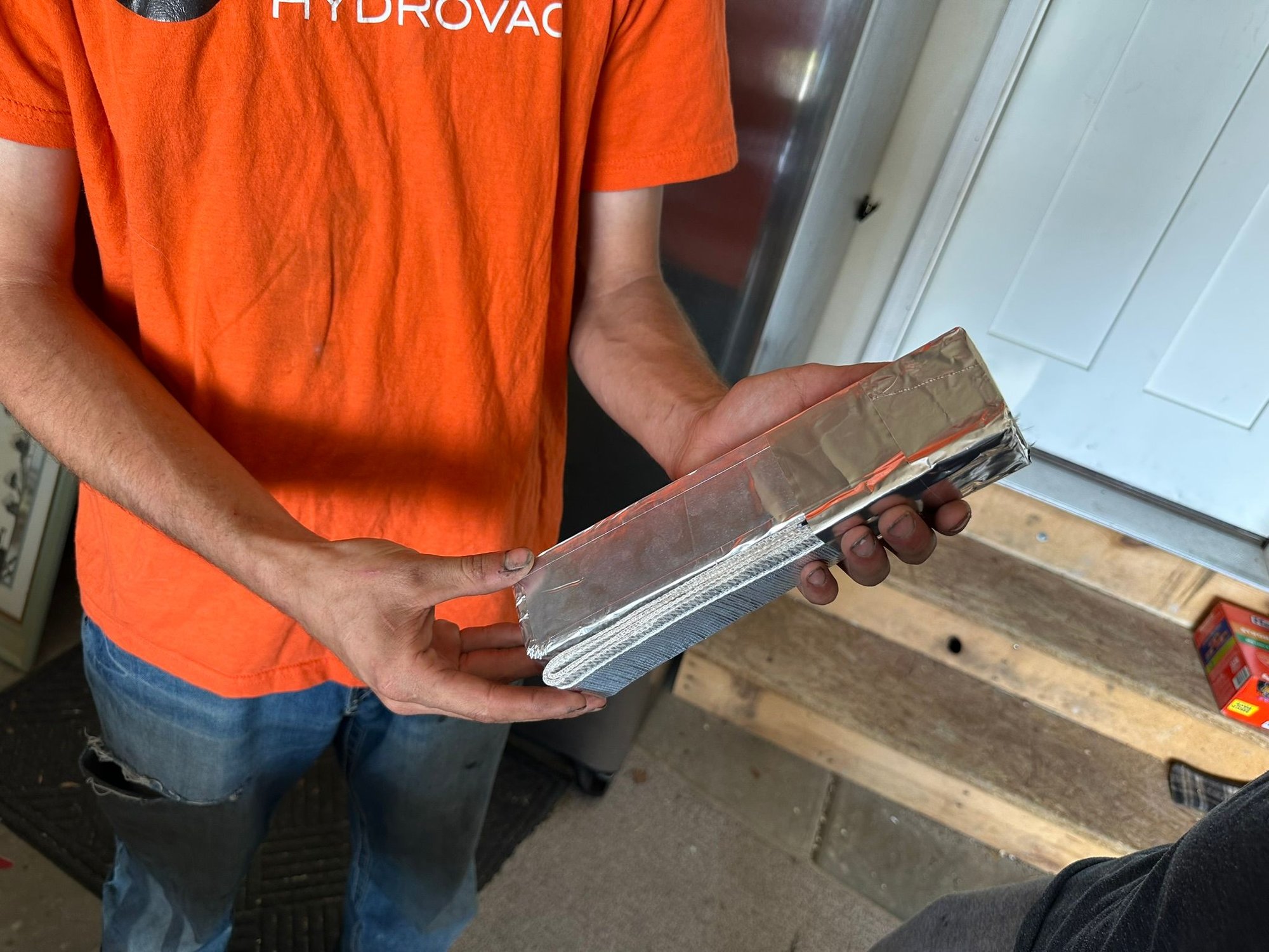 notice the heat shield on the bottom. That was the barrier between the radiator and the insulation brick