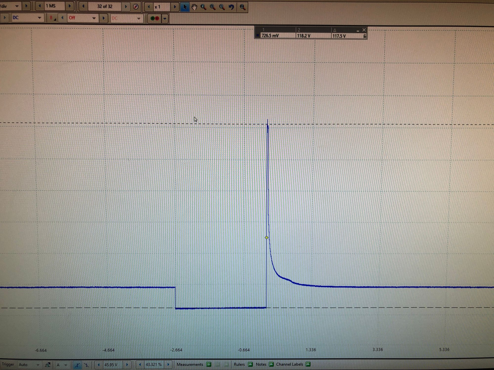 Fuel injector voltage