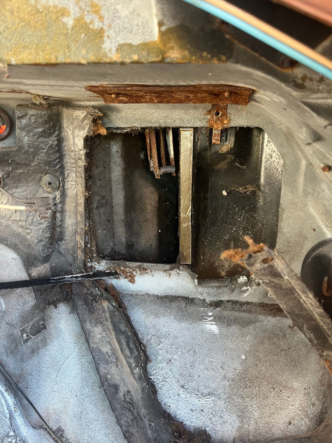 �I decided this would be a good time to rip the heater apart.