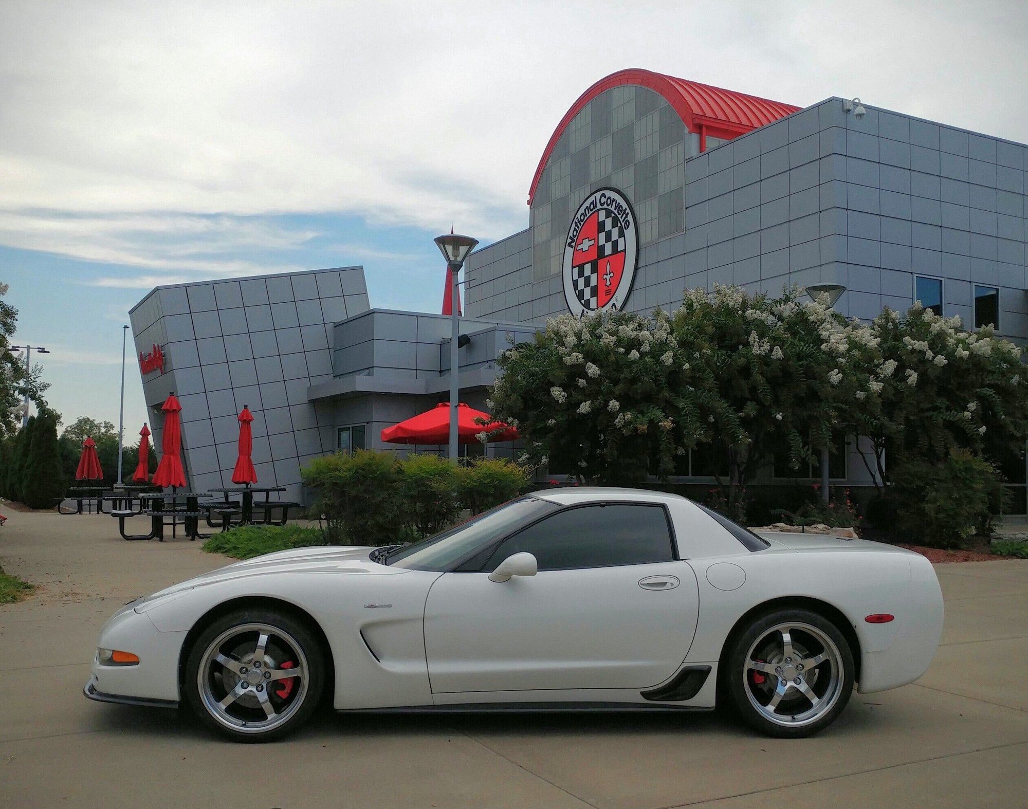 Need pic's of C5 with Side Skirts - CorvetteForum - Chevrolet Corvette