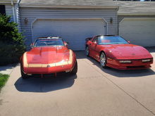 1974 and 1984 corvette
