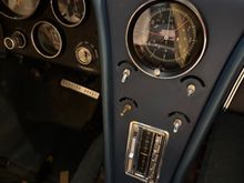 Radio console with original "blue" color