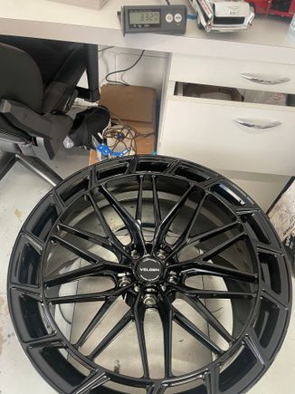 VELGEN VFHX-01AD 21x13 - 33lbs