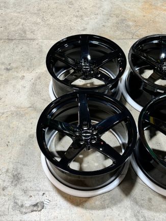 VELGEN VFHX-02 Gloss Black