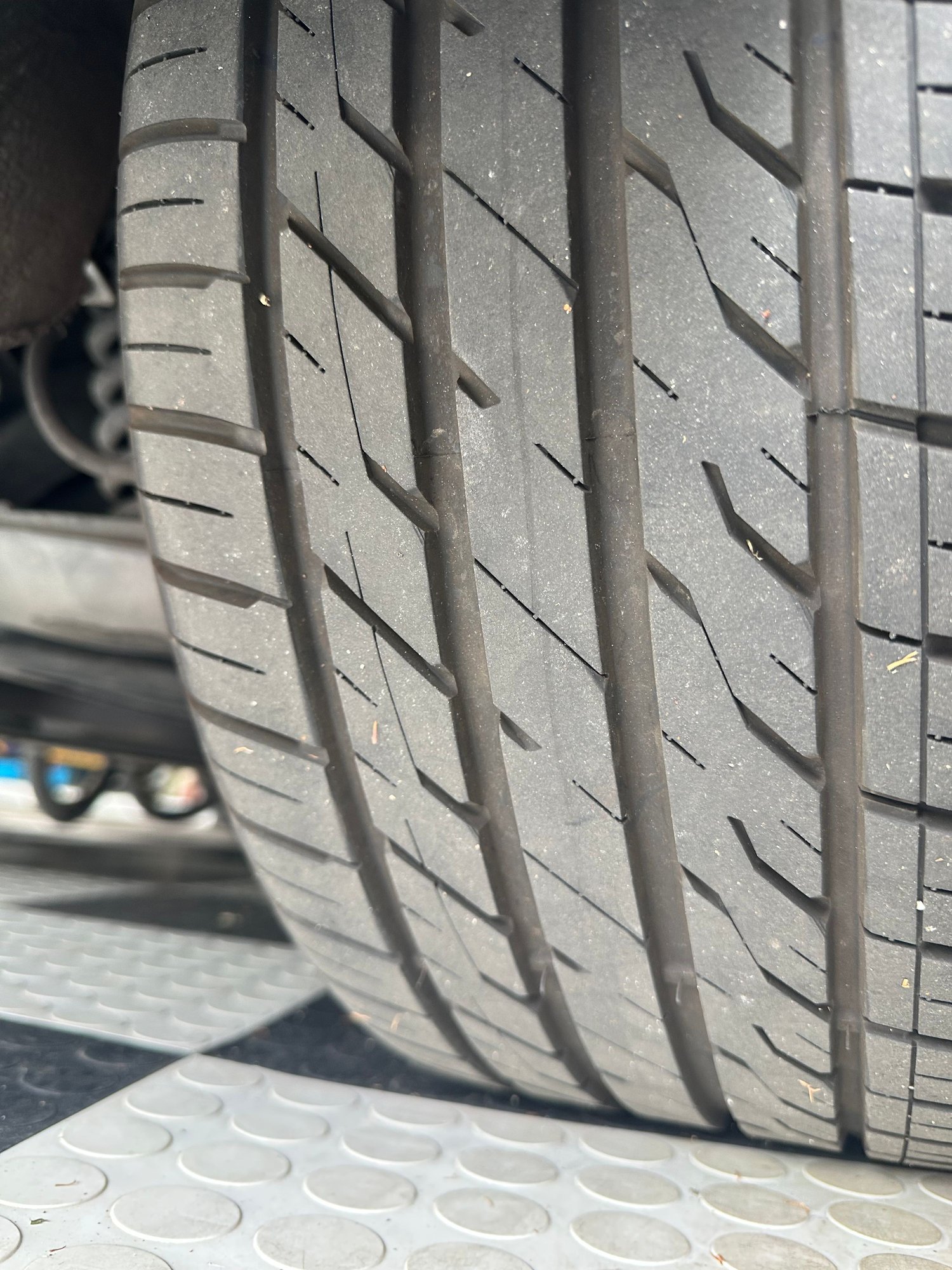 Wheels and Tires/Axles - 2005 Crossfire Roadster OEM Wheels - Used - 2004 to 2008 Chrysler Crossfire - Sherman Osks, CA 91493, United States