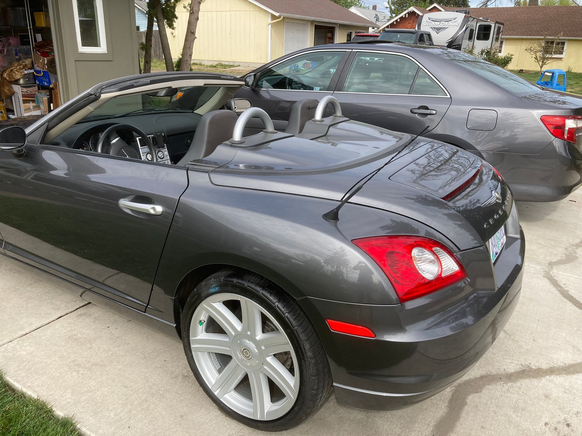 2005 Chrysler Crossfire - 2005 Crossfire Limited Roadster, 6 Speed - Used - VIN 1C3AN65LX5X051522 - 18,665 Miles - 6 cyl - 2WD - Manual - Convertible - Gray - Springfield, OR 97477, United States