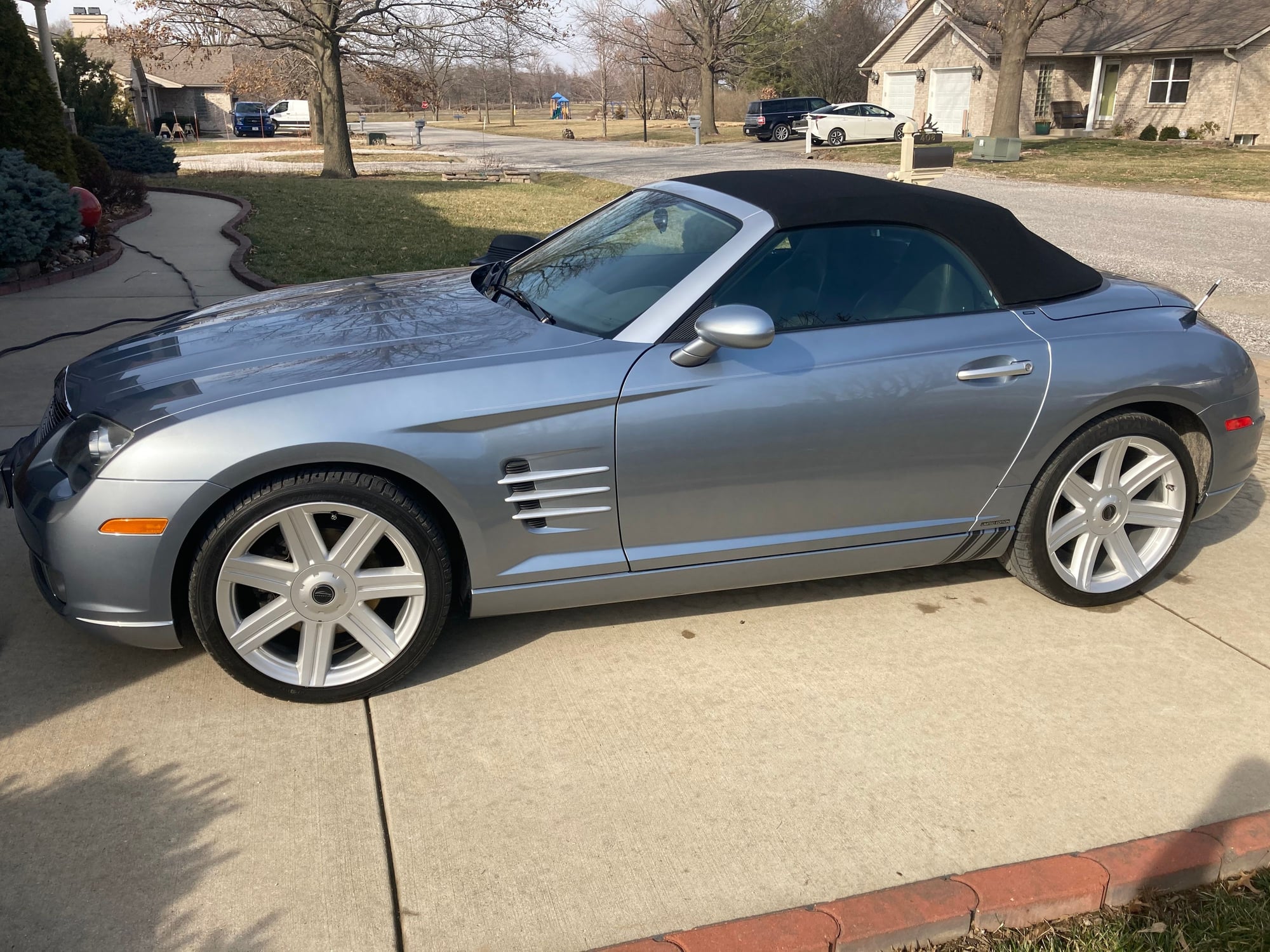 Exterior Body Parts - wanted left fender color SSB - Used - 2004 to 2008 Chrysler Crossfire - Marine, IL 62061, United States